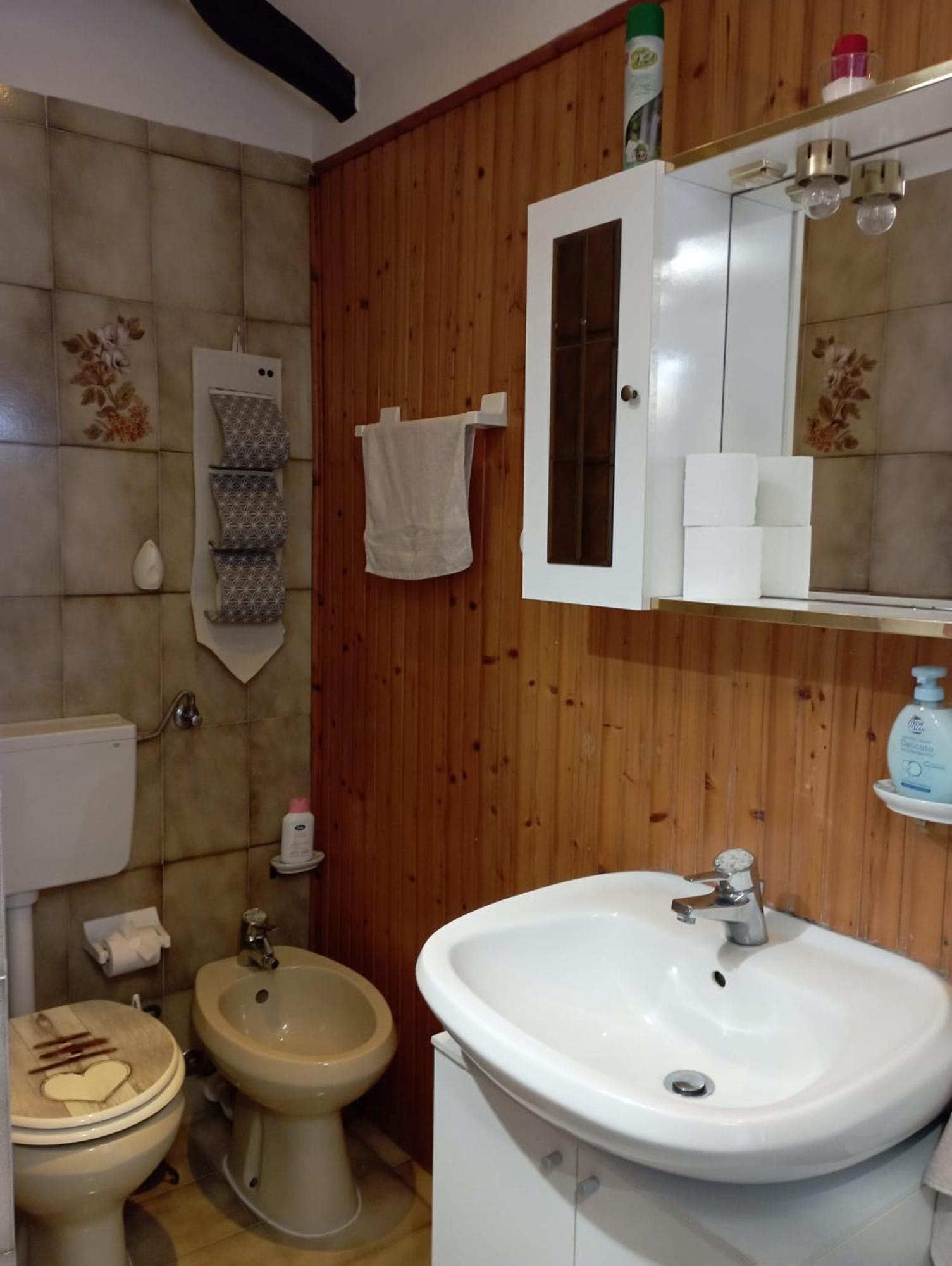 Casa Alice Lägenhet Ciriè Exteriör bild